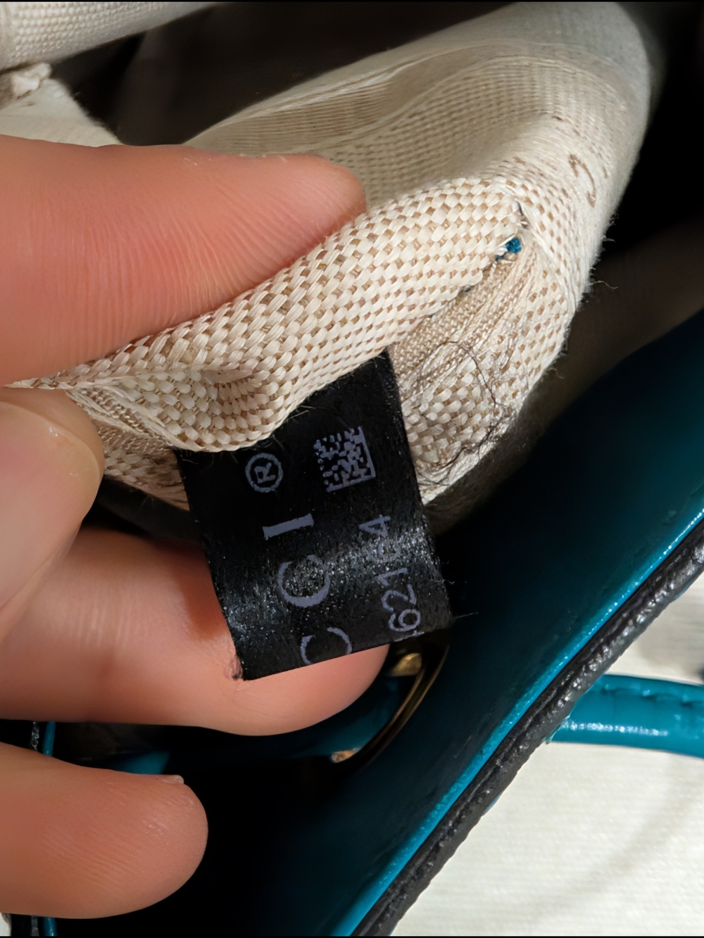 Gucci Bucket Bag! - Picture 15 of 17
